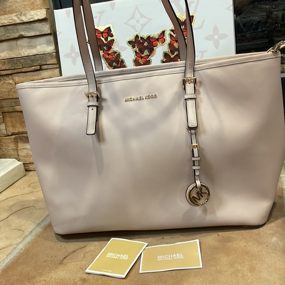 Michael Kors Jet Set Saffiano Leather Tote Soft Pink - Picture 8 of 12